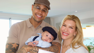 Tem gerente novo na área! Levi, filho de Lore Improta e Léo Santana, completou 3 meses com uma festa pra lá de inusitada