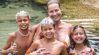 Luana Piovani com os três filhos