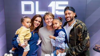 Neymar com três de seus filhos, Davi Lucca, Mavie e Mel