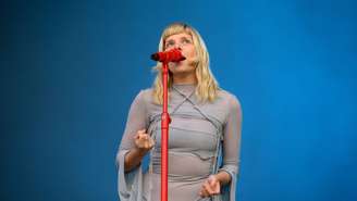 AURORA anuncia lançamento em comemoração a uma década de álbum de estreia
