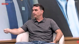 Vai ganhar? Sensitiva assusta com previsão sobre Flávio Bolsonaro: ‘Luto’