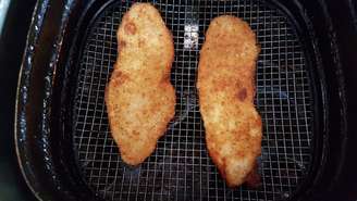 Limpar a airfryer a cada uso é importante para evitar acúmulo de gordura