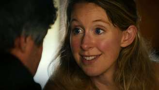 Elizabeth Holmes em documentário 'You Can See Everything'