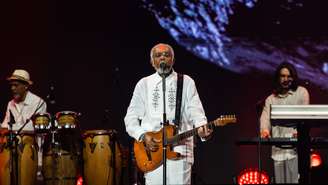 Gilberto Gil deixa tom de despedida no ar em show no Rock in Rio 2026 'Talvez o último'