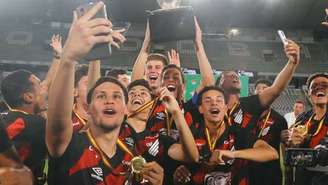 Athletico vence o Racing nos pênaltis e conquista o Mundial de Clubes Juvenil –
