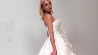 Ué? Ana Hickmann surge com vestido de noiva antes da cerimônia com Edu Guedes; saiba o motivo
