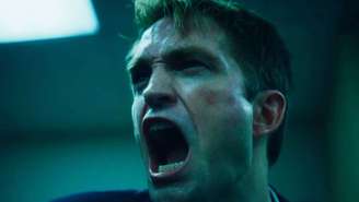 Robert Pattinson no papel de Chris Hansen em 'Primetime'