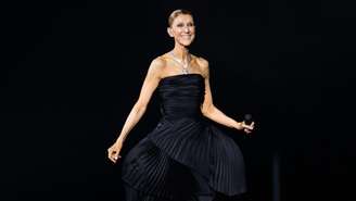 Celine Dion em noite de abertura de residência em Paris, em 12 de setembro