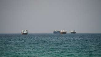 Embarcações no Estreito de Ormuz
6 de setembro de 2026 REUTERS/Stringer