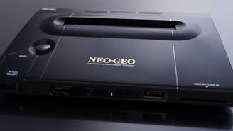 NeoGeo AES+ tem lançamento adiado em quase um ano