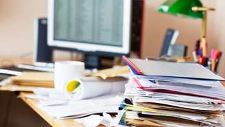 Mesa de trabalho e produtividade: entenda como a organização do seu espaço afeta o cérebro