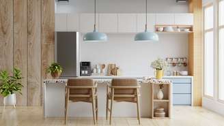 Especialistas em decoração apontam escolhas que estão mudando a forma de decorar a cozinha e trazer mais personalidade ao ambiente