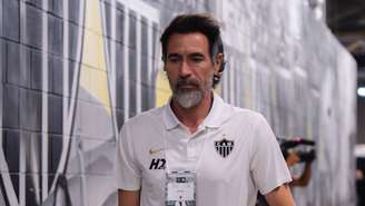 Eduardo Domínguez, treinador do Atlético-MG, antes de partita contra o Santos pela volta das quartas de final da Copa Sul-Americana - 
