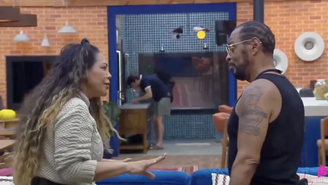 'A Fazenda 18': Thaíde detona Darlin Ferrattry e dispara: 'Você é chata!'