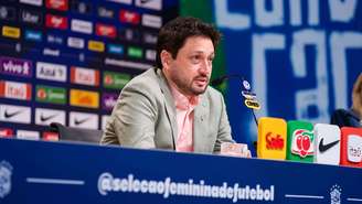 Arthur Elias convocou 28 atletas para os dois amistosos contra a Argentina 
