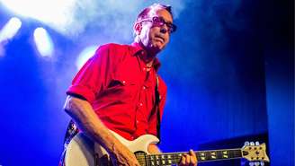 East Bay Ray, do Dead Kennedys, no St Andrews Hall, em junho de 2014