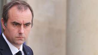 O primeiro-ministro Sébastien Lecornu apresentou os principais pontos do orçamento de 2027 em entrevista ao Le Figaro, publicada em 17 de setembro de 2026.