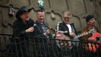 Às vésperas de completar 50 anos, o U2 prepara uma nova fase com material inédito e movimenta fãs nas redes sociais