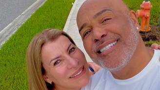 Rick e a esposa, Geralda Helena, no condomínio onde tinham casa em Orlando, nos EUA