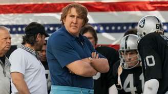 Nicolas Cage se transforma em lendário técnico da NFL no trailer de 'Madden' (Divulgação)