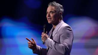 O cantor Robbie Williams