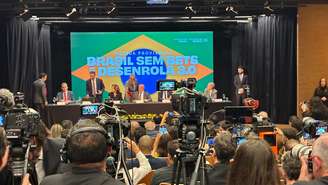 Lula durante evento nesta sexta-feira, 25, em São Paulo, para anunciar medidas de "Brasil sem bets"