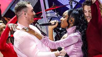 Sam Smith e Normani se apresentam no show Jingle Ball da iHeartRadio KIIS FM, no The Forum, em dezembro de 2019