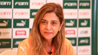 A presidente Leila Pereira, da SE Palmeiras, concede entrevista coletiva, em Abu Dhabi-EUA. 