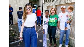 Celebridades vão às urnas neste domingo, 4, para votar