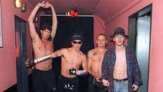 Red Hot Chili Peppers em 1992 (E