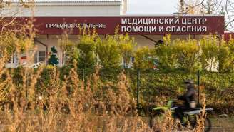 Vista do Centro de Assistência Médica e Resgate, hospital especializado em doenças infecciosas, na cidade de Shelekhov, na região de Irkutsk, na Rússia, em 5 de outubro de 2026.