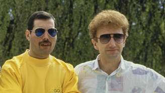 Freddie Mercury e John Deacon em 1986