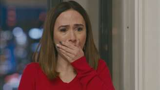 Em Quem Ama Cuida Brigitte descobre verdade sobre o pai (Imagem: Reprodução/Globo)