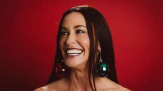 Alanis Morissette vai lançar um álbum de Natal (Jasper Graham/Divulgação)