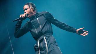 Travis Scott durante sua primeira apresentação no Brasil, no Primavera Sound, em novembro de 2022