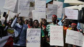 Manifestação anti-LGBT em Dakar, no dia 14 de fevereiro, para exigir o endurecimento da lei contra a homossexualidade.