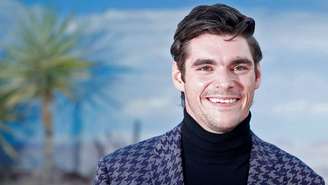 O ator RJ Mitte na estreia de El Camino: Um Filme de Breaking Bad em Los Angeles em de outubro de 2019