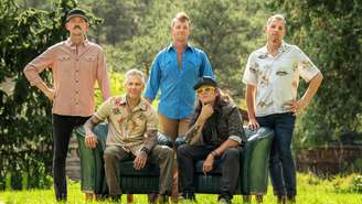 O grupo The Infamous Stringdusters comemora 20 anos de dedicação ao seu estilo de bluegrass no novo álbum '20/20'