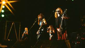 Iron Maiden em 1982 (E
