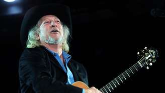 Anderson, que será incluído no Hall da Fama da Música Country em 2024, faleceu aos 71 anos