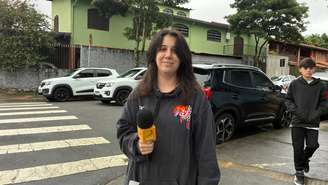 Ana Carolina votou na mesma escola de Lula
