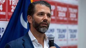 Trump Jr. se manifestou após a extensão do horário de votação e direcionou críticas à cobertura da imprensa dos Estados Unidos