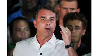 Flávio Bolsonaro afirmou que é impossível aceitar a derrota 