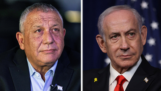 Pesquisas publicadas na semana passada sugerem que Gadi Eisenkot (à esquerda) está em uma disputa acirrada com Benjamin Netanyahu (à direita)