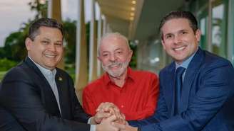 Lula com presidentes do Senado, Davi Alcolumbre, e da Câmara, Hugo Motta