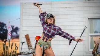 Slayyyter em performance no Lollapalooza Chicago 2026