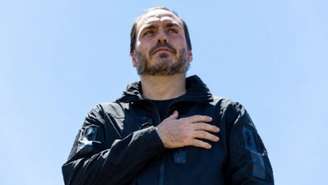  'Que Deus tenha piedade de nossa amada nação', publica Carlos Bolsonaro após Flávio pousar nos EUA
