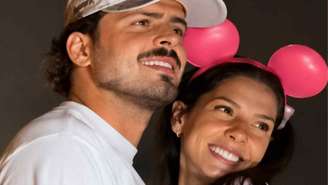 Após rumores de romance, Ana Castela e Jon Vlogs surgem juntos na Disney