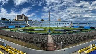 O estádio Centenário receberá a final da Libertadores 2021 (Foto: Reprodução/Twitter)