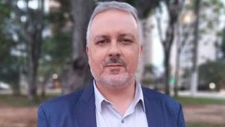 Emerson Tchalian construiu sua reputação de ótimo repórter diante das câmeras e coleciona amigos nos bastidores da TV